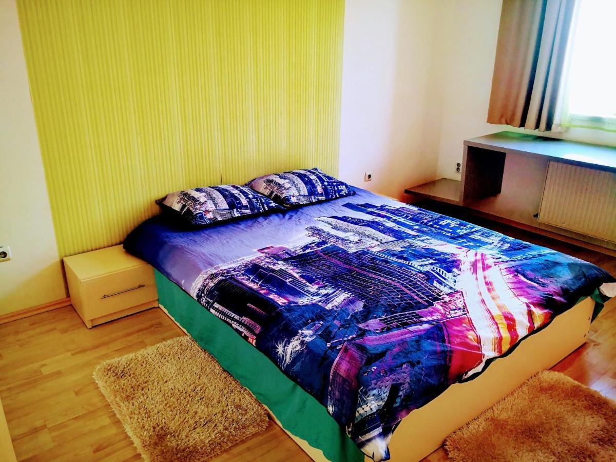 Relaxing & Welcome Apartment, Ared, Uta Arad Exteriör bild