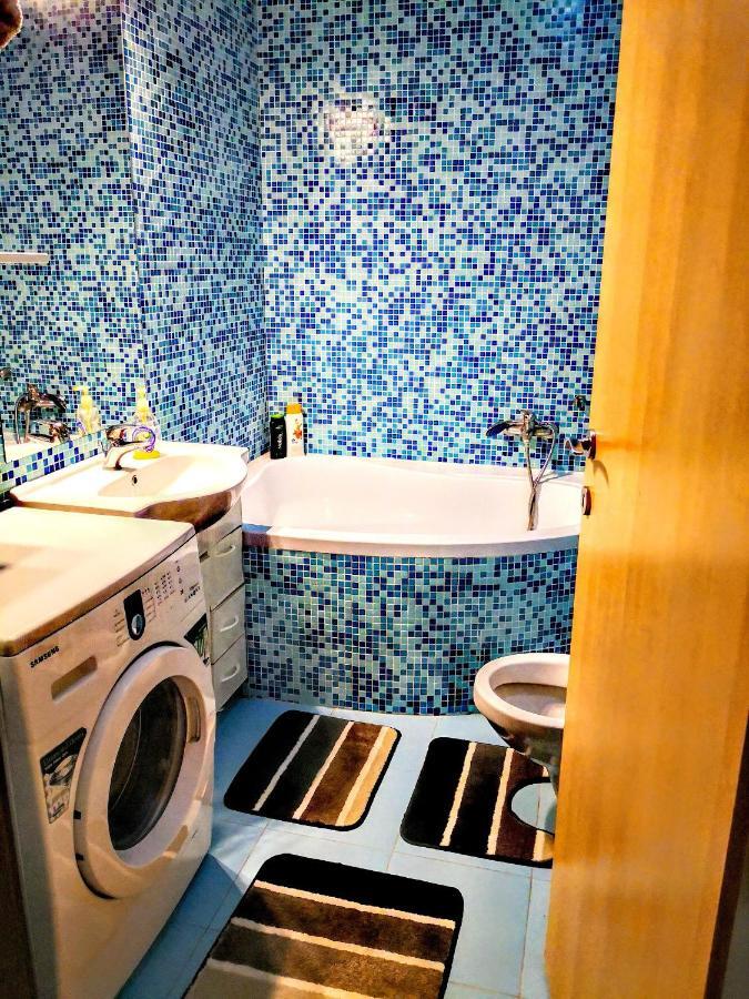 Relaxing & Welcome Apartment, Ared, Uta Arad Exteriör bild